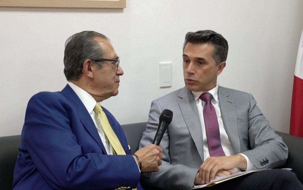 Entrevista con Sergio MaYer Bretón en La Cruda Verdura