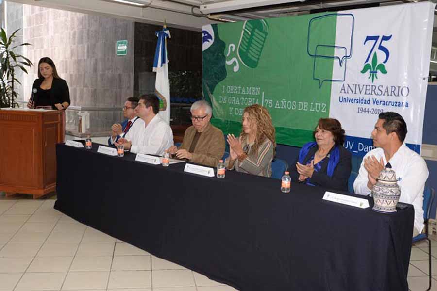 Primer Certamen de oratoria y debate en la Universidad Veracruzana